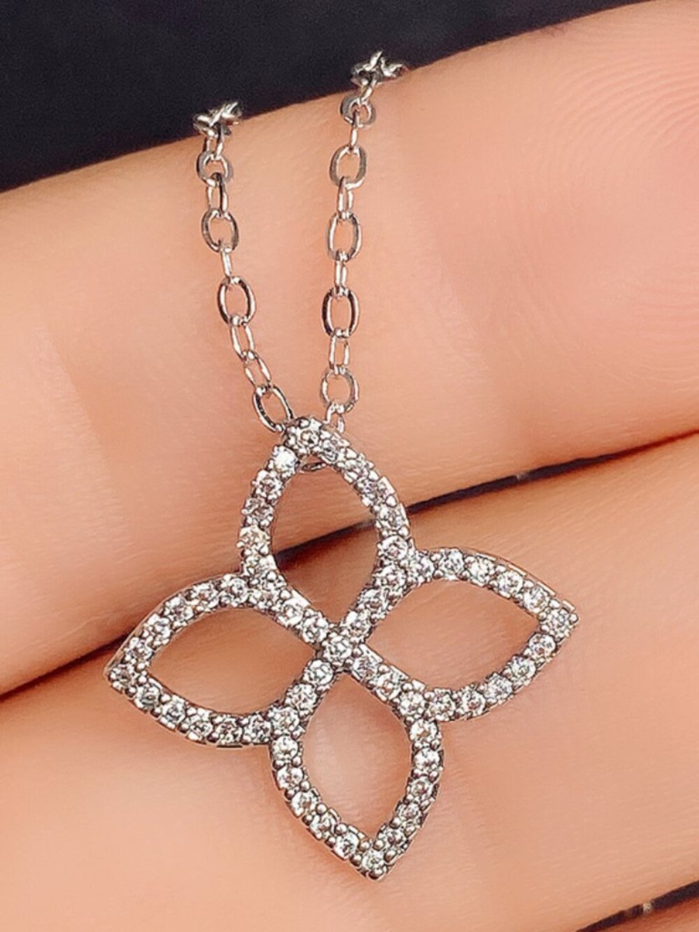 925 SILVER LUXURY TRENDY LEAF CRYSTAL CHAIN CHOKER PENDANT NECKLACE, WAAL1343